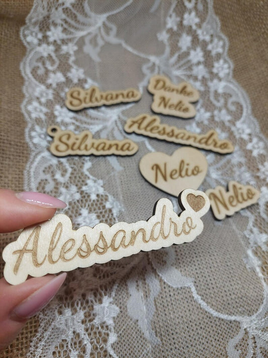 Personalisierte Schriftzüge aus Holz, Schriftzüge, Namensschilder vintage, besondere Platzkarten, Namenschilder Hochzeit, Holzschrift